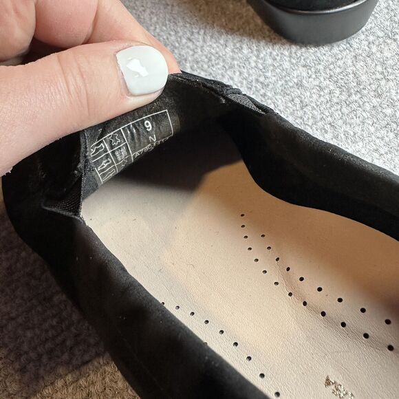 SAS Hope Tassel Slip On Loafers Black Onyx Suede Leather Women's Size 9 M - Picture 7 of 7